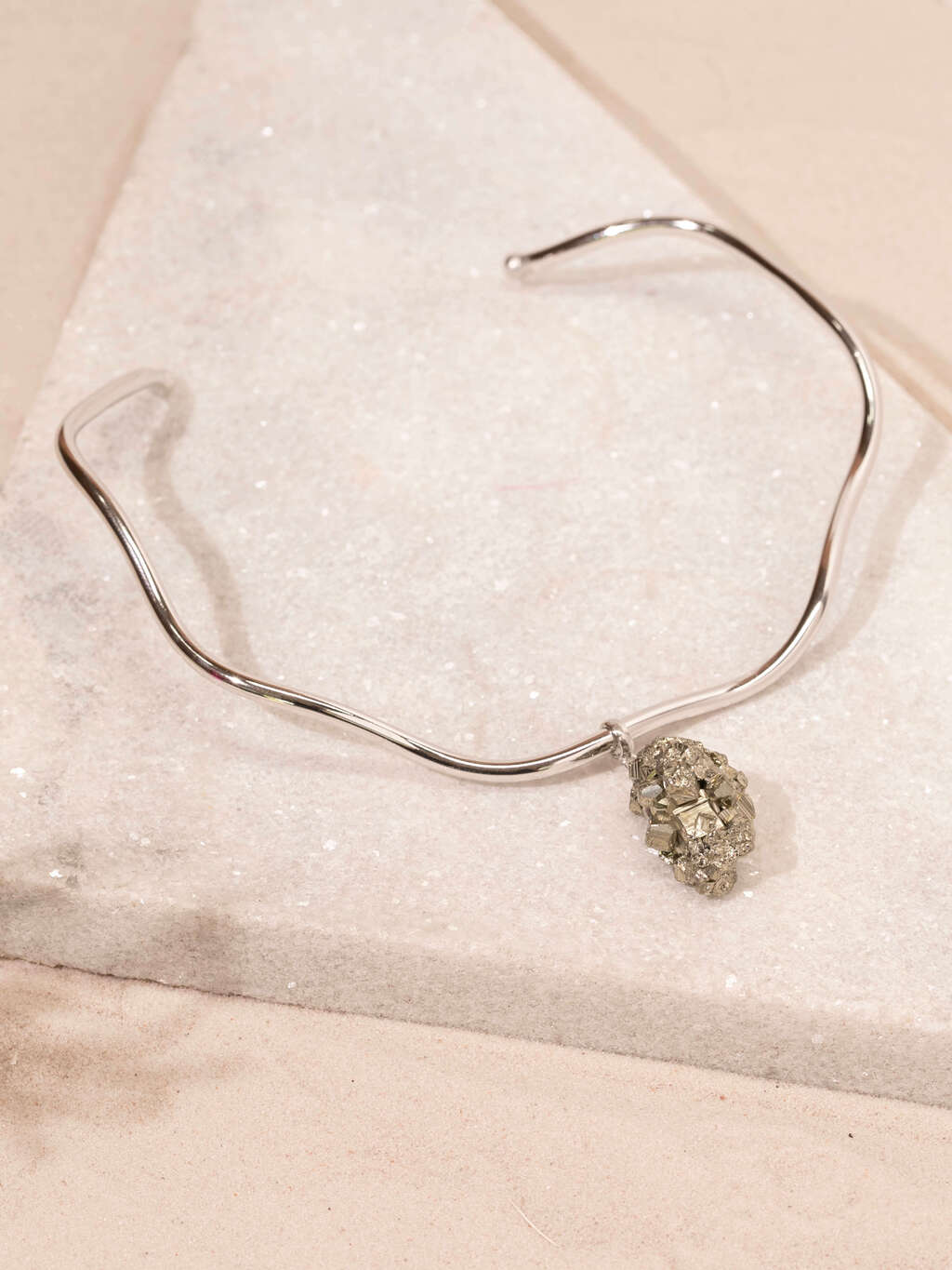 Awakening Choker - Pyrite